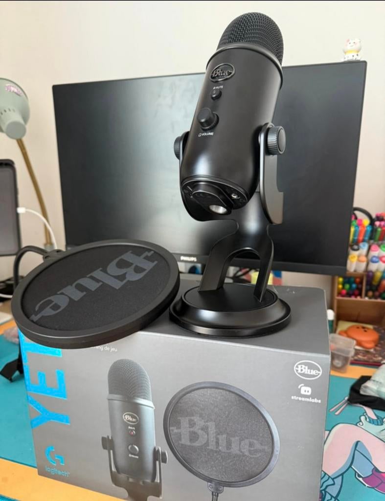 YETI logitech Multi-Pattern USB Microphone with Blue, Muziek en Instrumenten, Microfoons, Ophalen of Verzenden, Gebruikt, Studiomicrofoon