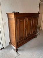 Massieve Eiken Kast - 161x140x46cm, Ophalen, Gebruikt
