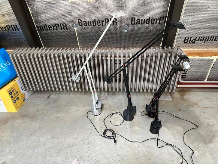 Artemide Tizio tafellampen 4 stuks Design klassiekers, Huis en Inrichting, Lampen | Tafellampen, Gebruikt, 50 tot 75 cm, Metaal