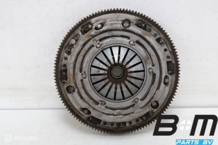 Koppeling + vliegwiel VW UP! 03D141025D, Gebruikt