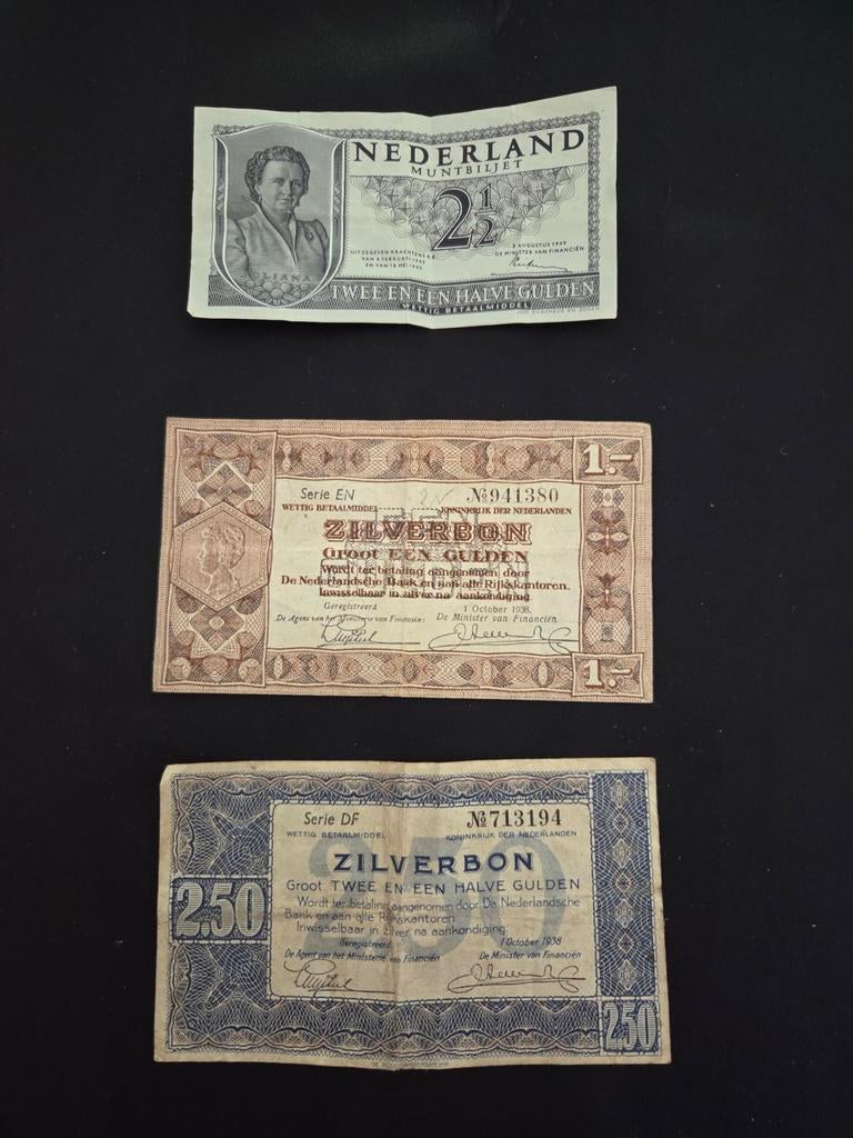 Oude Nederlandse Zilverbonnen 1938 en 2,5 Gulden biljet, Ophalen