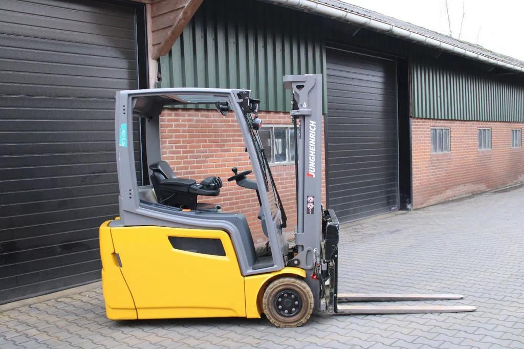 Jungheinrich EFG216 heftruck elektrische triplex lepelverste, Zakelijke goederen, 1000 tot 2000 kg, Elektrisch, Heftruck, Jungheinrich