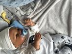 Reborn baby met speen en kleding, Ophalen of Verzenden, Zo goed als nieuw, Babypop