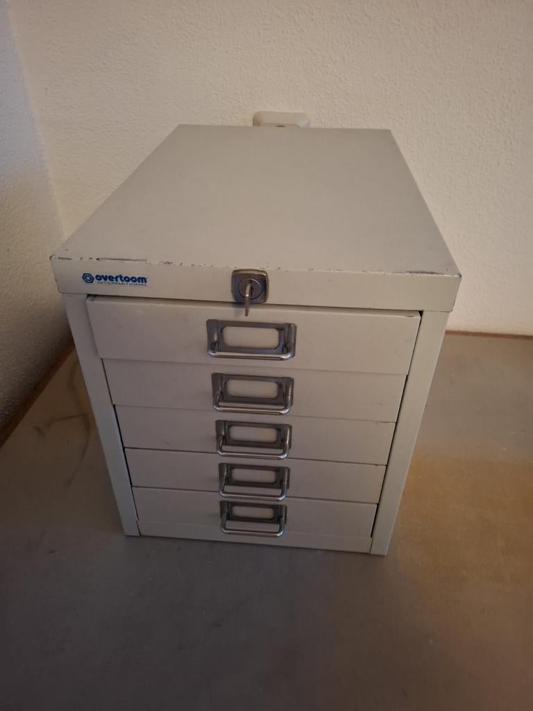 Laden kastje Overtoom, Ophalen, Minder dan 50 cm, Gebruikt, 5 laden of meer