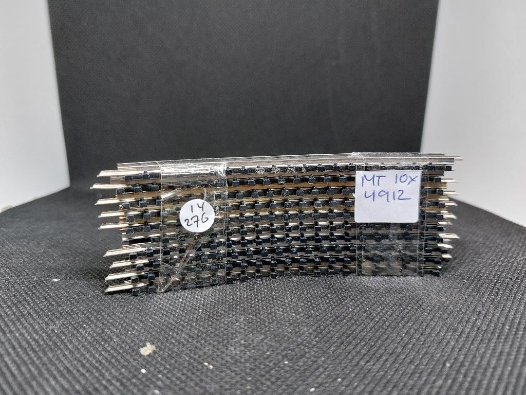 Minitrix 4912 - 10 x gebogen rail R1 / 30 graden (14276), Gebruikt, Gelijkstroom, Trix, Rails