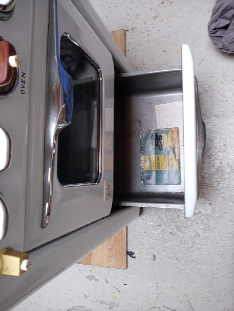 Ataga vintage gasfornuis oven in zeer goede staat zie foto's, Witgoed en Apparatuur, Zo goed als nieuw, Gas, Vrijstaand, 85 tot 90 cm