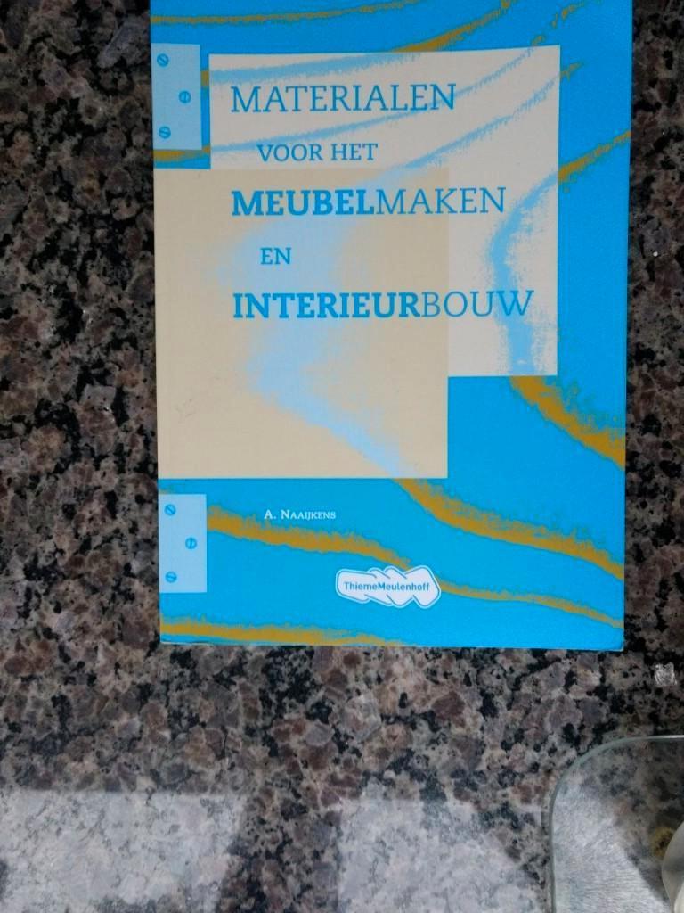 Materialen voor het meubelmaken interieurbouw Naaijkens €75, Boeken, Verzenden, Gelezen