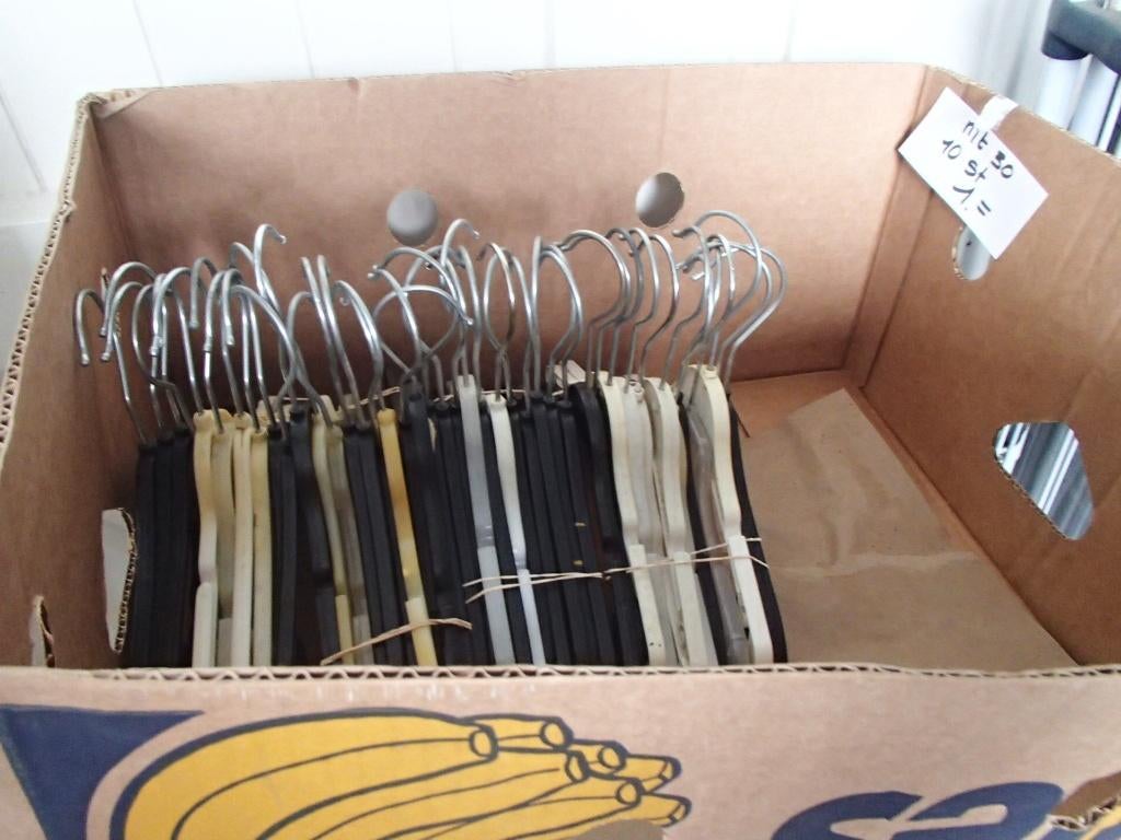 KLEERHANGERS MT 30, SPELDHANGERS, BROEK/ROK SPANNERS, Ophalen of Verzenden, Zo goed als nieuw, Kinderen en Volwassenen