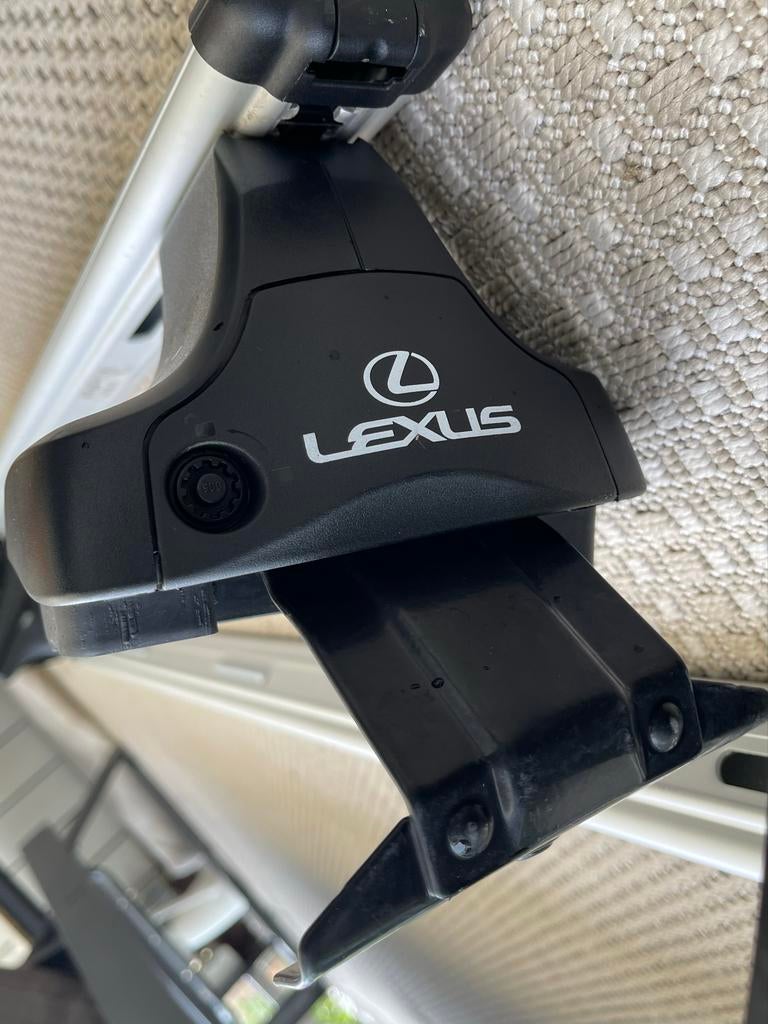 Lexus Dakdragers UX vanaf 2018, Ophalen of Verzenden, Gebruikt