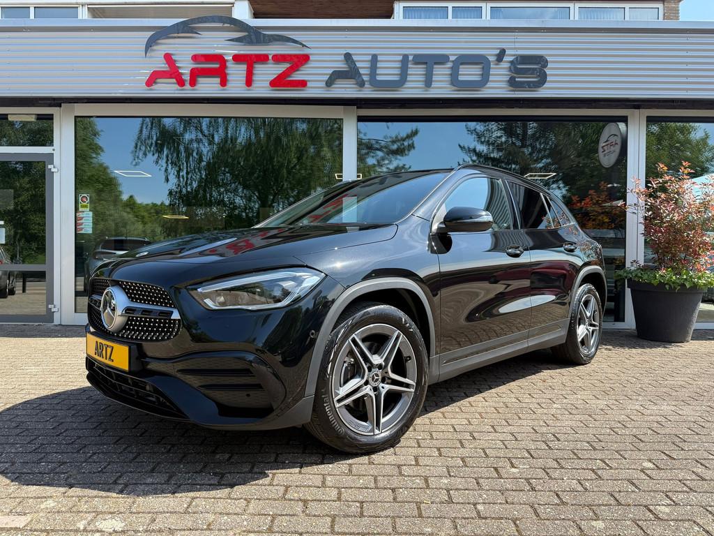 Mercedes-Benz GLA-klasse 250 e AMG Black Line I Panoramadak, Automaat, Zwart, Bedrijf, Hybride Elektrisch/Benzine