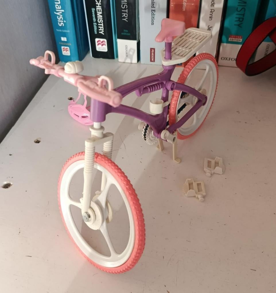 vintage barbie fiets met helm, Ophalen of Verzenden, Gebruikt, Barbie