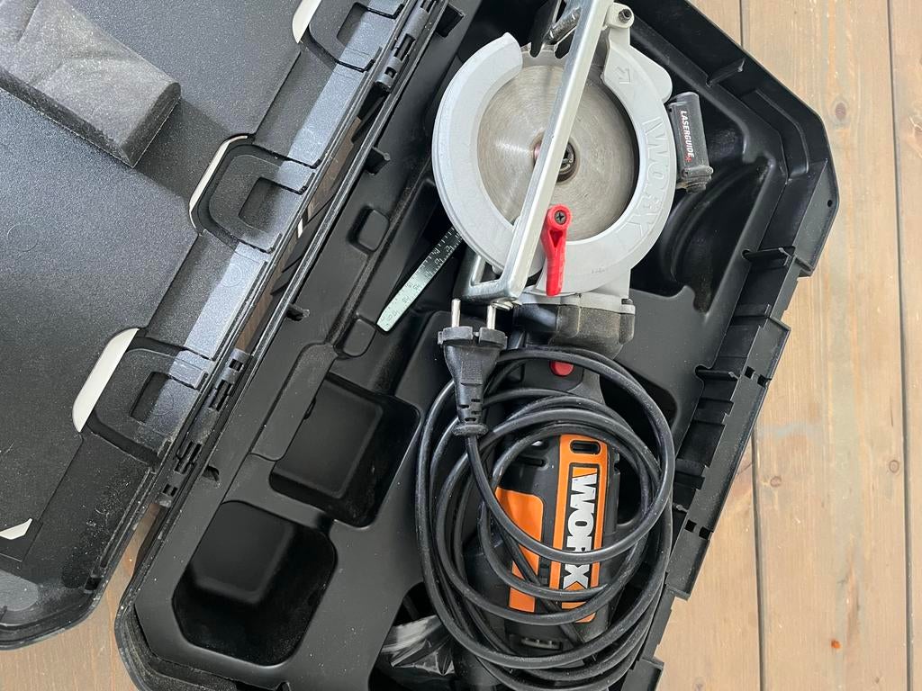 Worx Elektrische Zaagmachine - WX427 710W WORXSAW XL, Gebruikt, Cirkelzaag, 600 tot 1200 watt, Ophalen of Verzenden