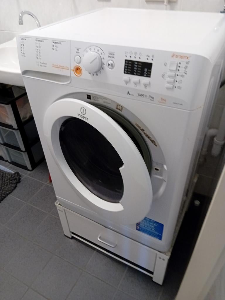 Wasmachine , zgan, Ophalen of Verzenden, Zo goed als nieuw, 1200 tot 1600 toeren, 85 tot 90 cm