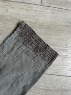 Blauwgrijs sjaaltje met geborduurde kraaltjes / glitter, Ophalen of Verzenden, Zo goed als nieuw, Maat 38/40 (M), Sjaal