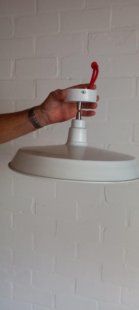 moderne hanglampen metaal / platte kap, Huis en Inrichting, Lampen | Hanglampen, Ophalen, Zo goed als nieuw, Metaal, Minder dan 50 cm