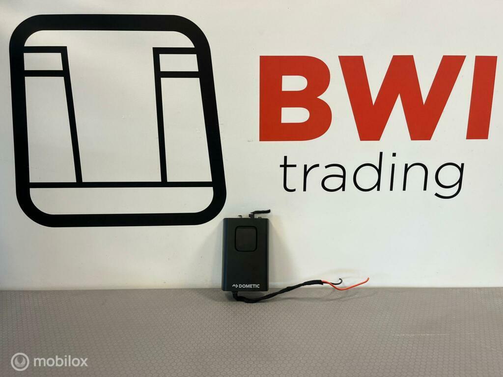 Dometic omvormer / 12v / 350w / bedrijfswageninrichting, Gebruikt, Ophalen of Verzenden
