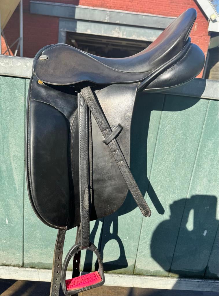 Dressuurzadel 16 inch, Ophalen of Verzenden, Gebruikt, Dressuur