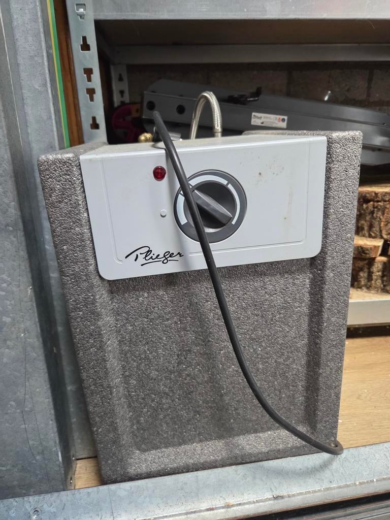 Plieger Boiler - Compacte en efficiënte warmwateroplossing, Doe-het-zelf en Verbouw, Geisers en Boilers, Ophalen, Gebruikt, Aardgas