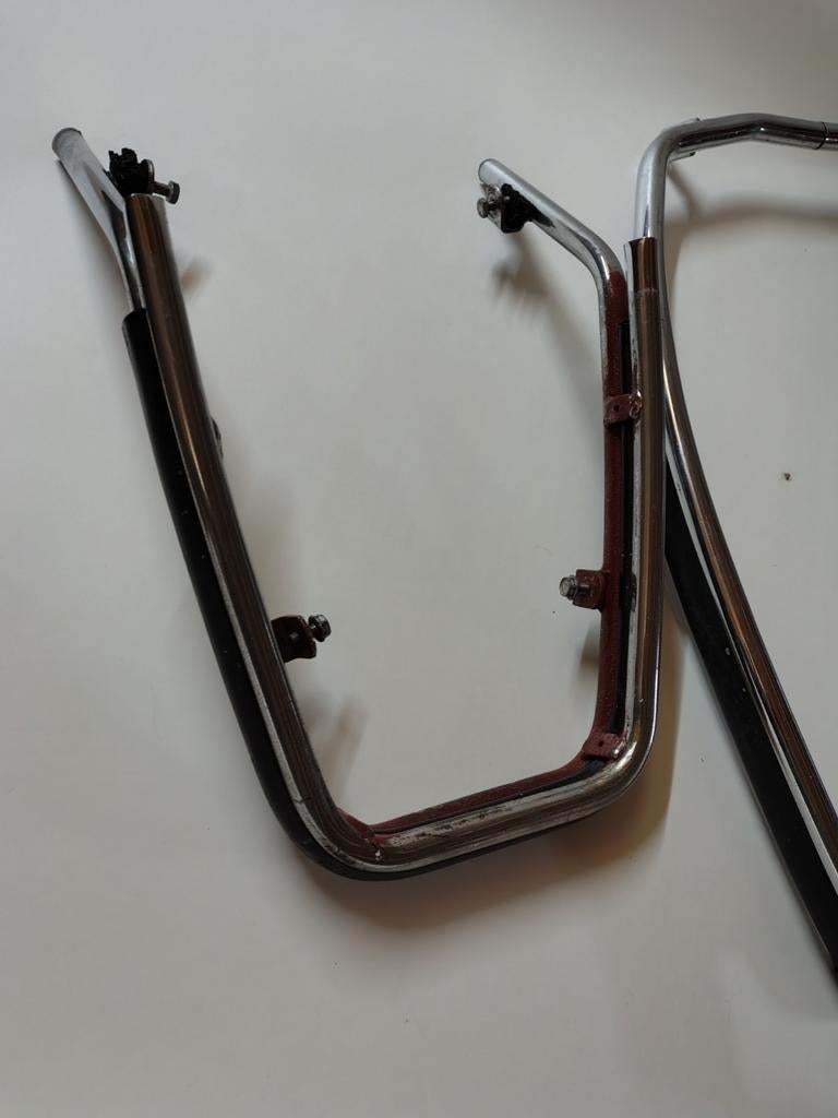 Vespa scooter oldtimer valbeugels, Ophalen