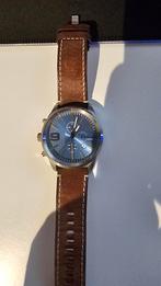 Diesel horloge met leren band en lichtblauwe wijzerplaat., Overige merken, Staal, Polshorloge, Ophalen of Verzenden