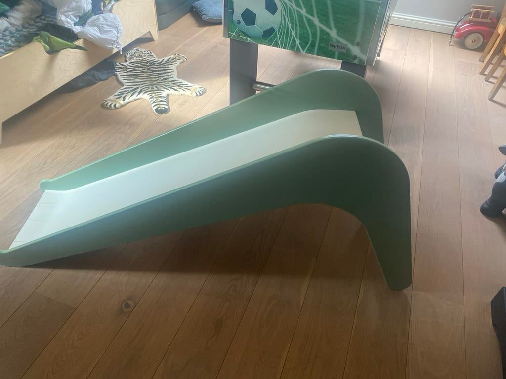 Leuke houten glijbaan voor uren speelplezier, Ophalen, Gebruikt