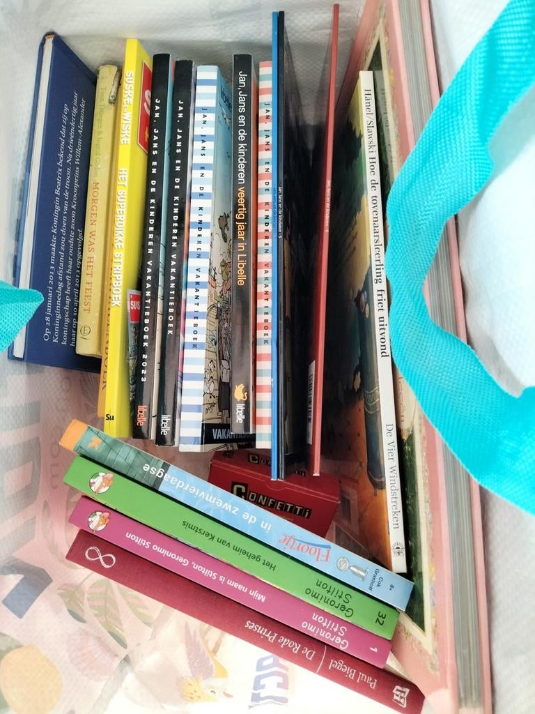 Tas vol boeken en strips, Ophalen