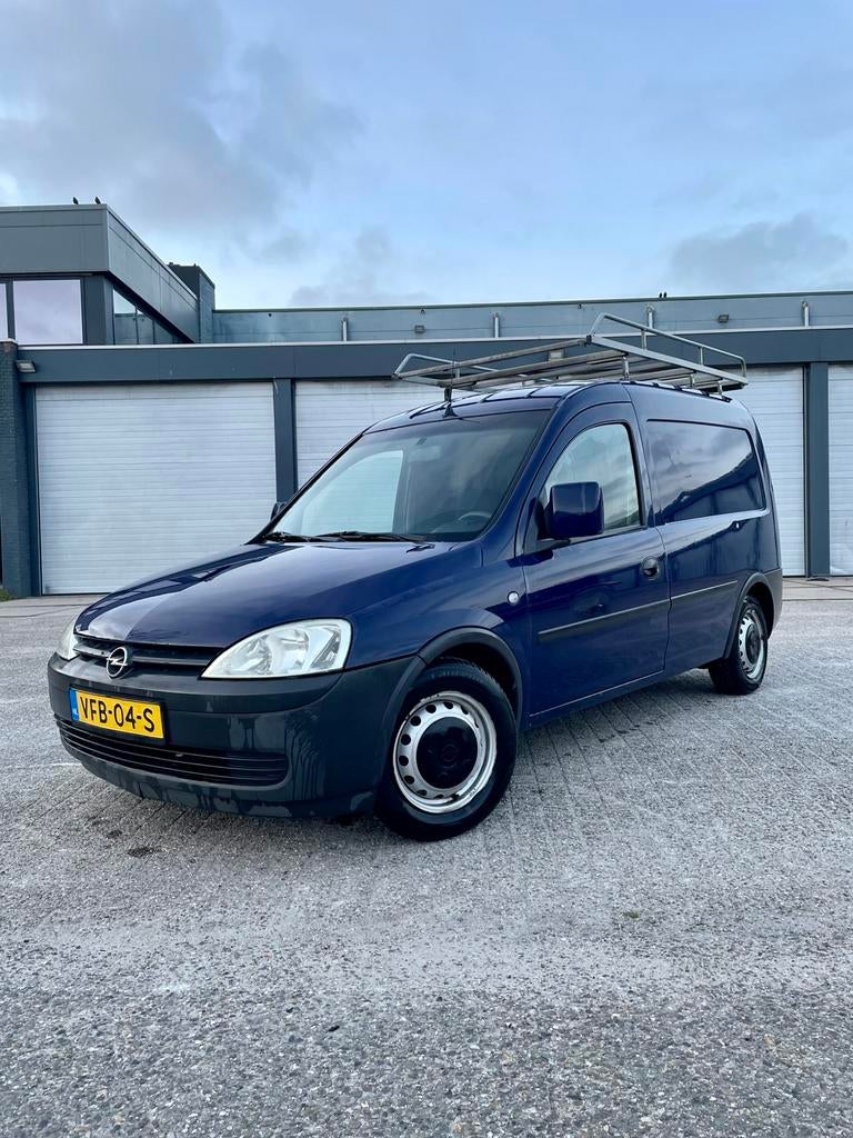 Opel Combo 1.4 16V 2005 BENZINE / TREKHAAK / IMPERIAAL!!, Auto's, Bestelauto's, Particulier, ABS, Airbags, Alarm, Bluetooth, Bochtverlichting