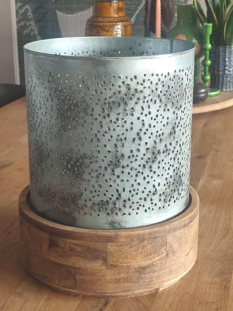 Windlicht Metaal Groot kandelaar stoer robuust, Ophalen of Verzenden, Metaal, Grijs, Landelijk