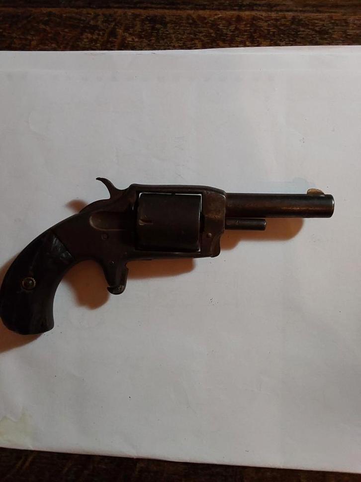 Revolver antiek pistool., Verzamelen, Militaria | Algemeen, Landmacht, Ophalen of Verzenden