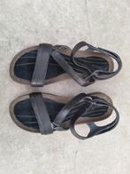 Teva leren sandalen maat 37, Ophalen of Verzenden, Zo goed als nieuw, Jongen of Meisje, Overige typen