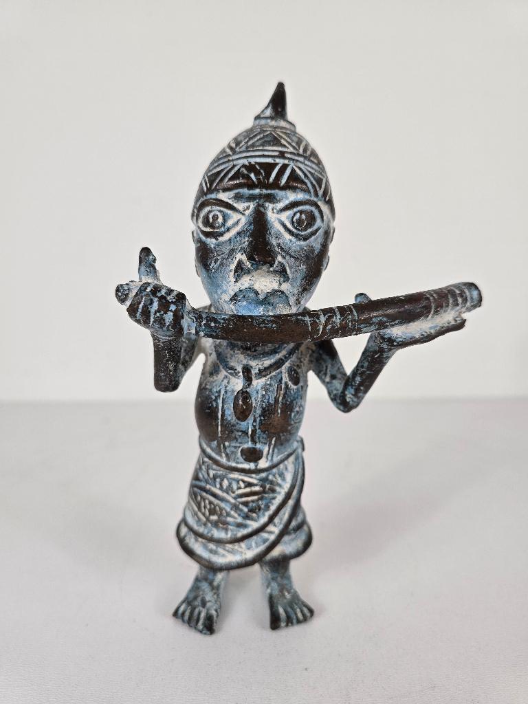 Beeld hoornspeler muzikant, brons, Benin, midden 20e eeuw, Ophalen of Verzenden, Brons