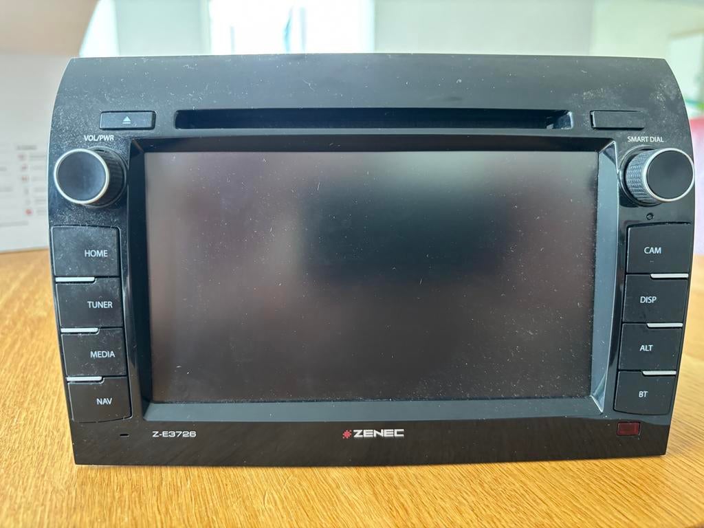Zenec E-3726 Infotainment Systeem met Navigatie, Ophalen, Gebruikt
