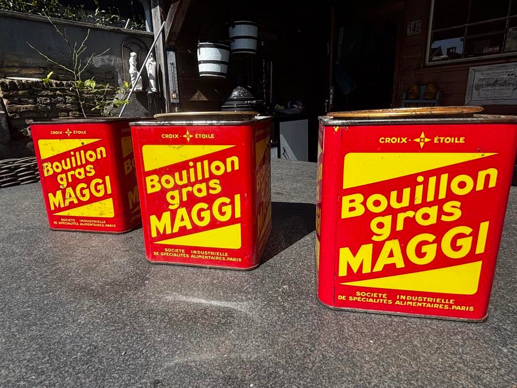 Drie Vintage blikken van Maggi Bouillon Gras., Huis en Inrichting, Minder dan 50 cm, Gebruikt, Overige kleuren, Ophalen of Verzenden
