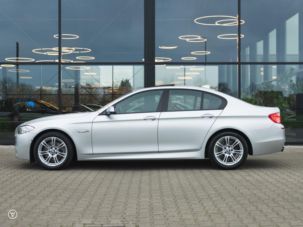 Bmw 5-SERIE 523i M-sport Aut. - 1e eig., dak, 67dkm!, Auto's, Automaat, Euro 5, Achterwielaandrijving, Gebruikt