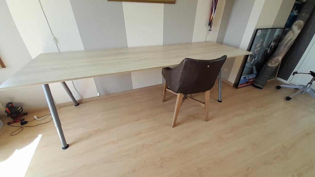 IKEA Galant bureau, licht eiken, verstelbaar, 240x80cm, Huis en Inrichting, Bureaus, Ophalen, Overige typen, Gebruikt, Spaanplaat of MDF