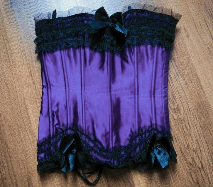 Corset Paars - Maat S - 62 CM - Corset - EMO - Gothic, Kleding | Dames, Ondergoed en Lingerie, Body of Korset, Paars, Ophalen of Verzenden
