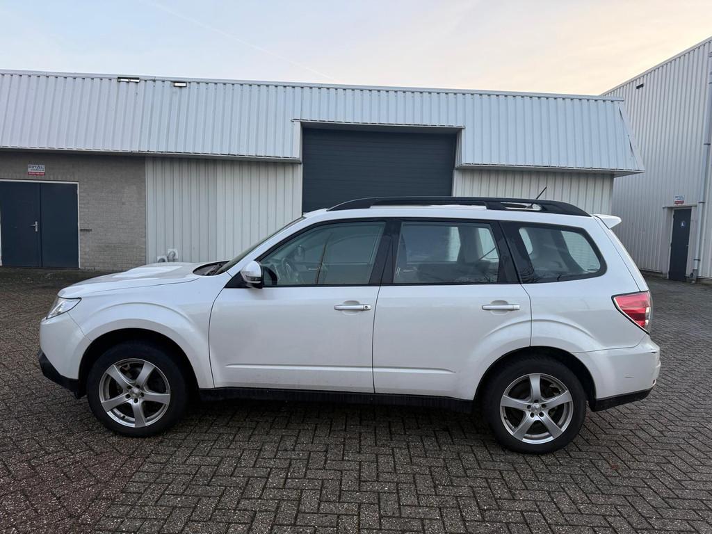 Subaru Forester 2.0 D XS Premium / 4x4 / Panorama, Auto's, Subaru, 1525 kg, Gebruikt, 4 cilinders, 2000 kg