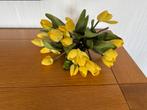 2 bosjes gele kunsttulpen - decoratieve bloemen, Ophalen of Verzenden, Zo goed als nieuw, Binnen