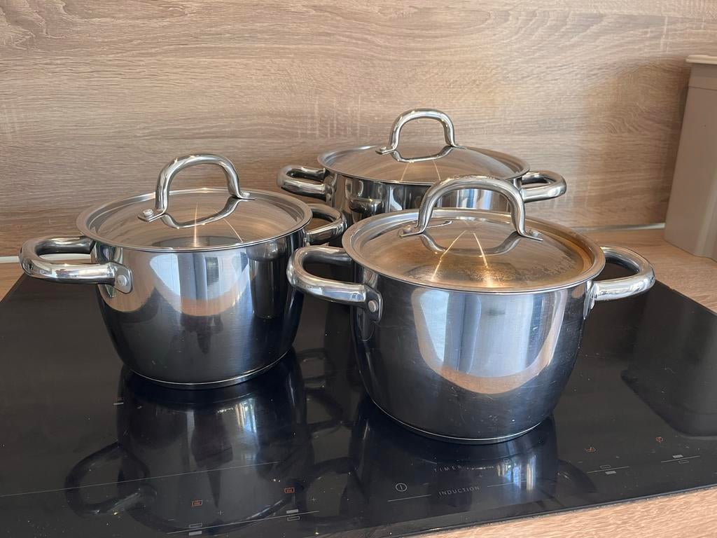 IKEA Kookpannen Set - met Deksel, Gebruikt, Inductieplaat, Pannenset, Ophalen of Verzenden