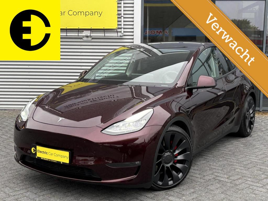 Tesla Model Y Performance AWD 75 kWh | Trekhaak | Cherry Red, Auto's, Tesla, Gebruikt, Zwart, 462 pk, 1972 kg