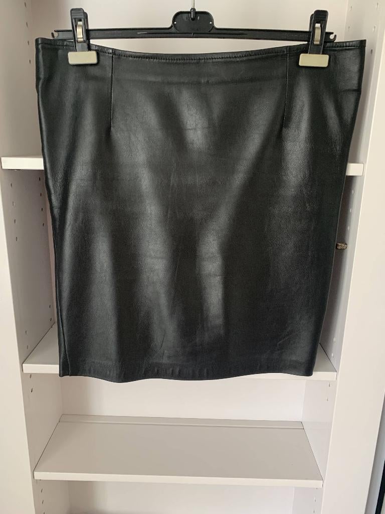 nieuw zwarte leren rok maat 42, Kleding | Dames, Rokken, Zwart, Maat 42/44 (L), Nieuw, Ophalen of Verzenden