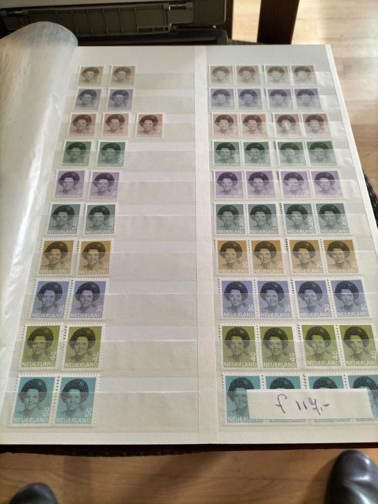 Koningin Beatrix postzegels in gulden waarde, Postzegels en Munten, Postzegels | Nederland, Verzenden