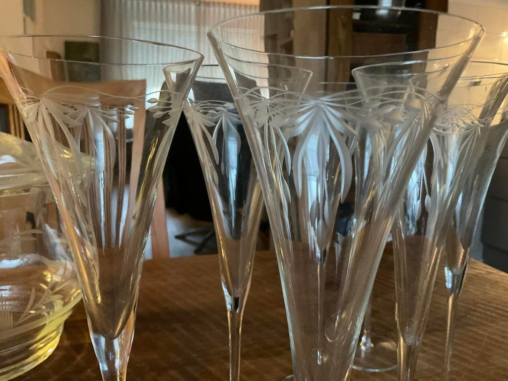 7 Schitterende antieke gegraveerde champagne glazen uniek, Ophalen