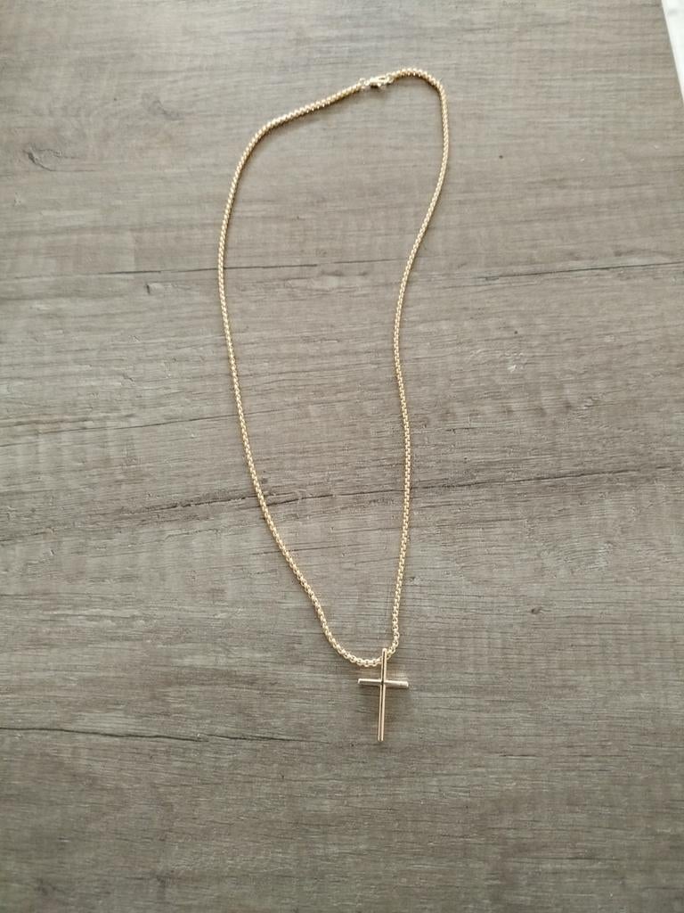 Leuke goudkleurige ketting met kruis, Sieraden, Tassen en Uiterlijk, Kettingen, Ophalen of Verzenden, Zo goed als nieuw, Goud