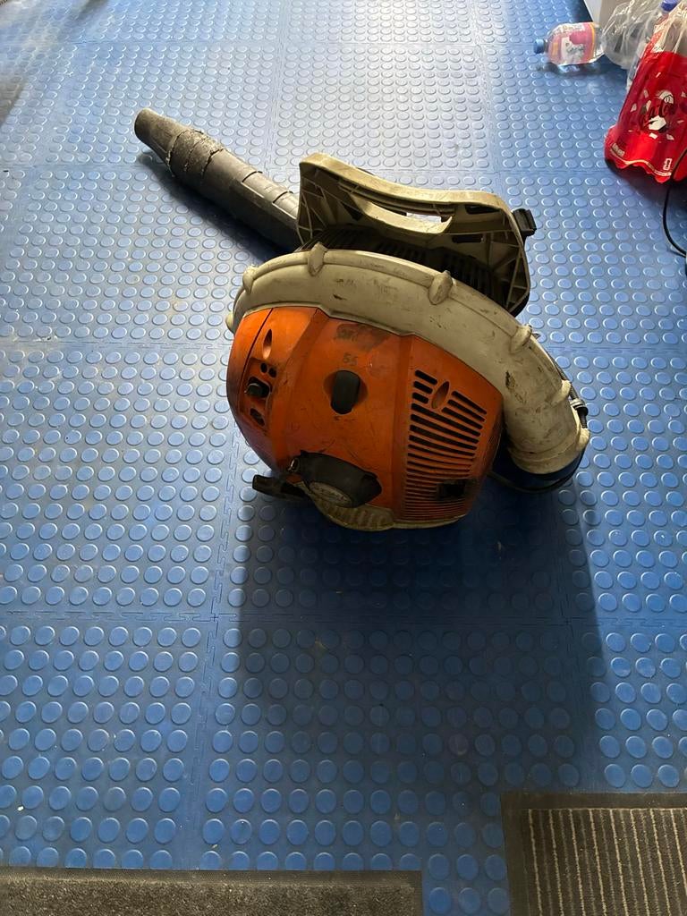 Stihl BR 550 Bladblazer - Krachtig en Betrouwbaar, Tuin en Terras, Ophalen of Verzenden, Gebruikt, Benzine, Ruggedragen
