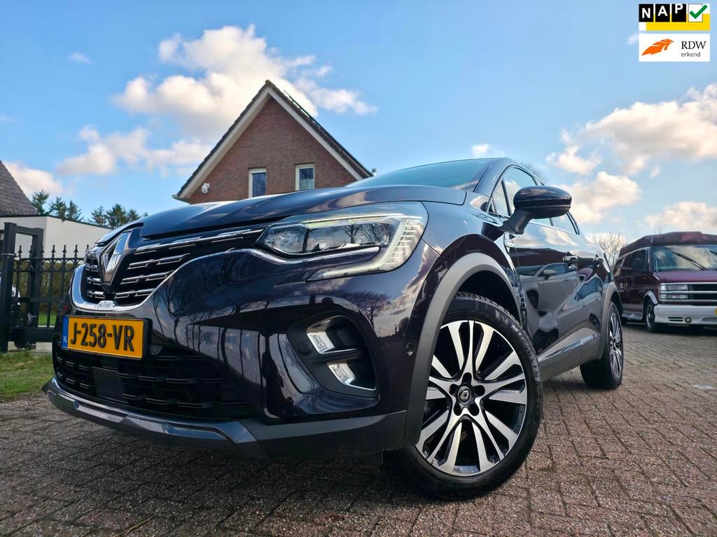 Renault Captur 1.3 TCe 155 Initiale Paris, Gebruikt, 4 cilinders, Zwart, Bedrijf