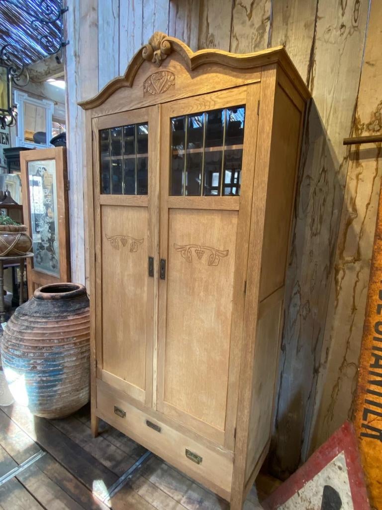 Franse vintage kast kledingkast linnenkast, Ophalen