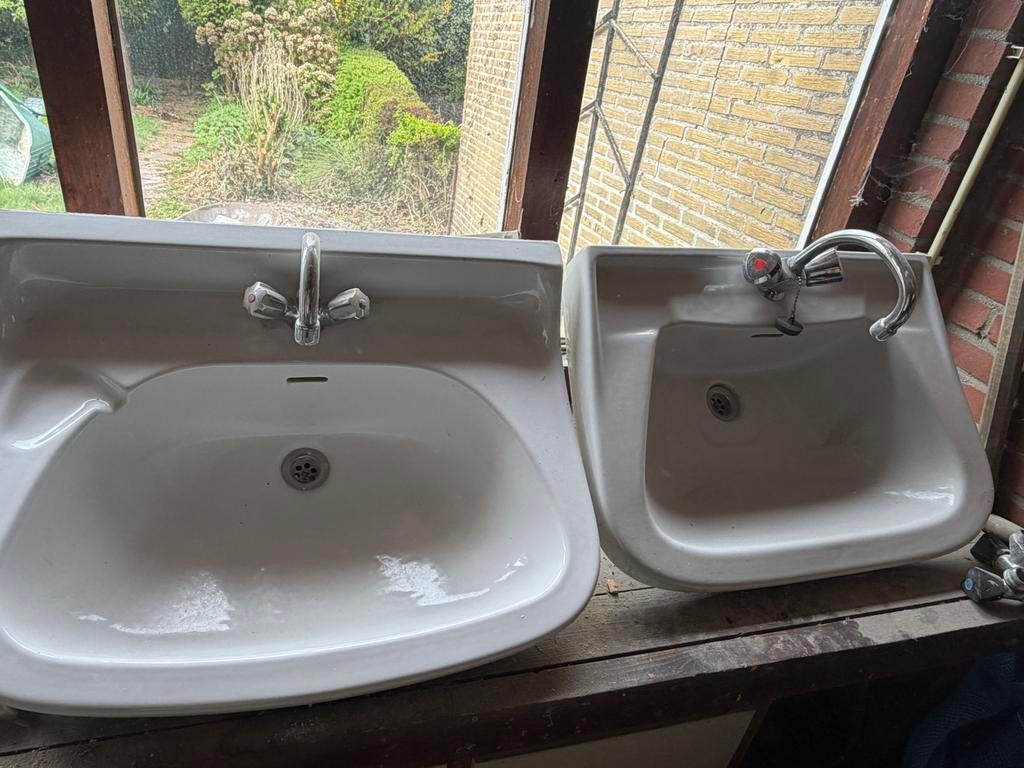 2 x wasbak, Huis en Inrichting, Badkamer | Badkamermeubels, Ophalen, 50 tot 100 cm, Zo goed als nieuw, Minder dan 100 cm