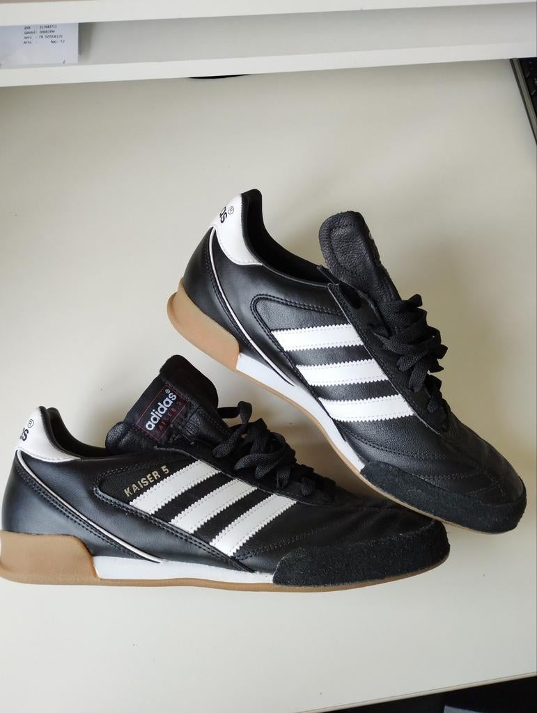 Adidas Kaiser 5 zaalschoenen 42 2/3 Nieuw, Schoenen, Nieuw, Maat M, Ophalen of Verzenden