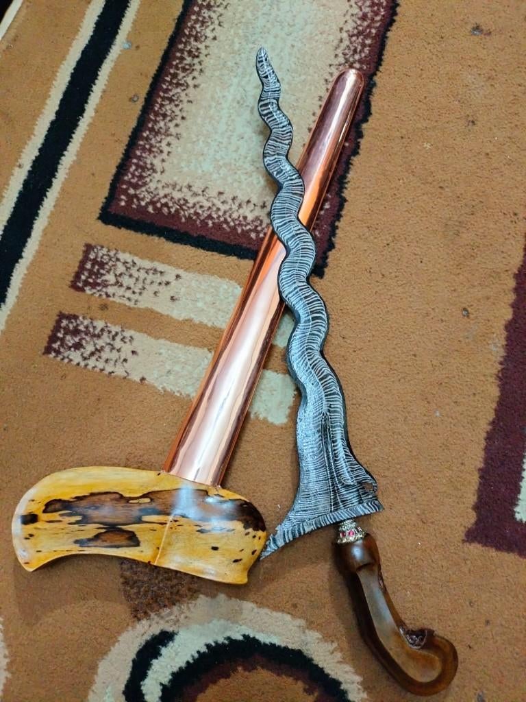 Antieke Keris Parungsari 13 Luk Pamor Pandan Iris Solo SUU60, Antiek en Kunst, Verzenden